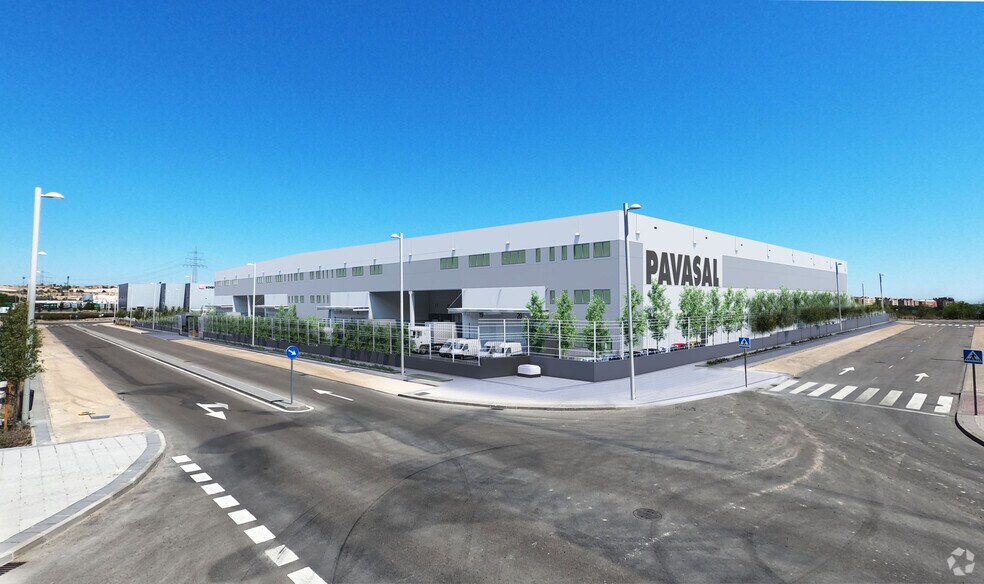 Calle Villa de Milagros, 1, Madrid, Madrid en alquiler - Foto del edificio - Imagen 2 de 26