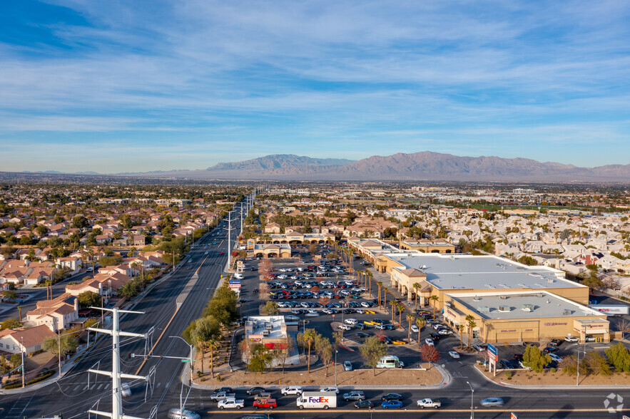 1600-1750 N Buffalo Dr, Las Vegas, NV en alquiler - Foto del edificio - Imagen 2 de 5