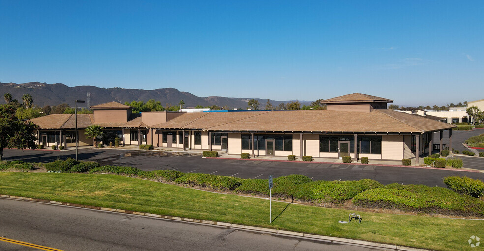 27715 Jefferson Ave, Temecula, CA en alquiler - Foto del edificio - Imagen 1 de 30