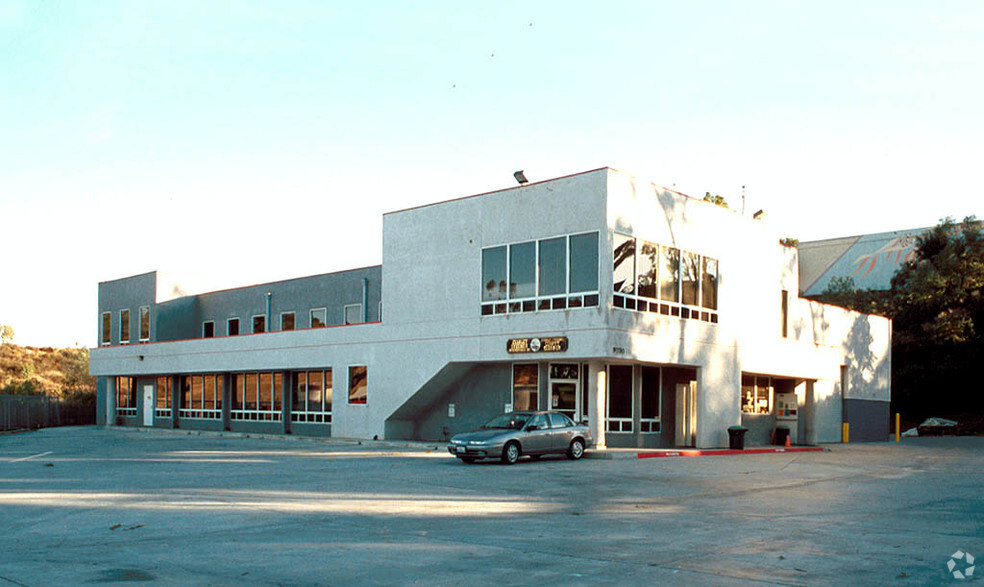 9770 Candida St, San Diego, CA en alquiler - Foto del edificio - Imagen 2 de 5