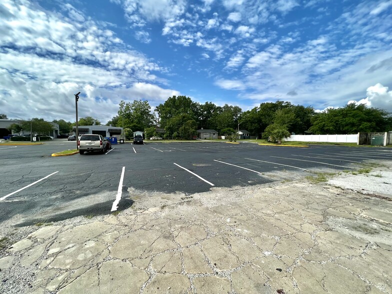 Normandy Blvd, Jacksonville, FL en alquiler - Foto del edificio - Imagen 2 de 3