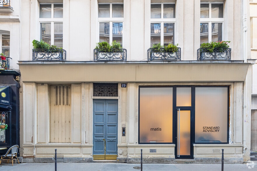 19 Rue Paul Lelong, Paris en alquiler - Foto del edificio - Imagen 3 de 4