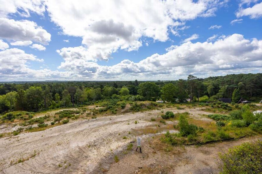 216 Hurn Rd, Ringwood en venta - Foto del edificio - Imagen 1 de 4