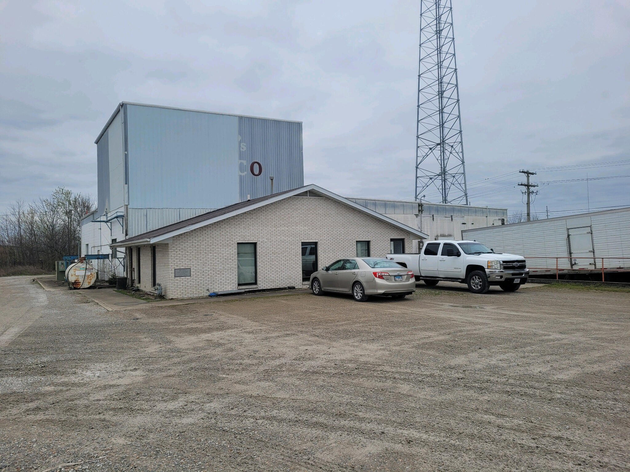 601 W Wabash Ave, Effingham, IL en alquiler Foto del edificio- Imagen 1 de 22