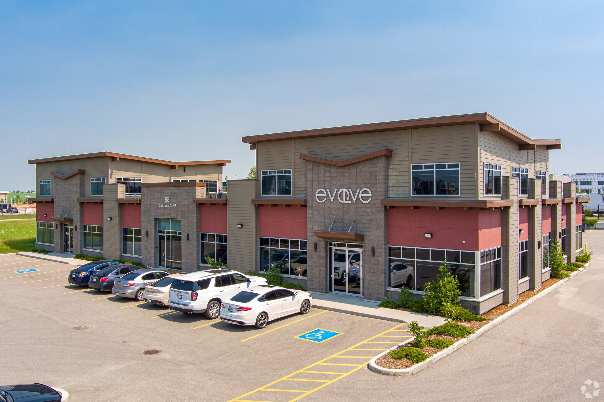 58 Gateway Dr NE, Airdrie, AB en venta Foto principal- Imagen 1 de 1