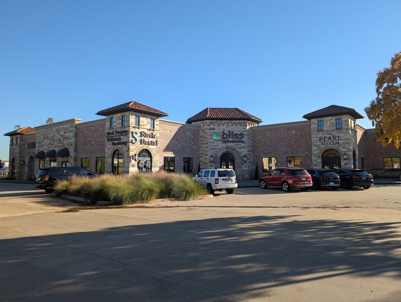 225 E Hwy 121, Coppell, TX en alquiler - Foto del edificio - Imagen 3 de 11