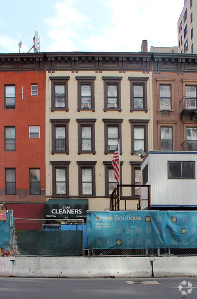 1308 Second Ave, New York, NY en alquiler - Foto del edificio - Imagen 2 de 6