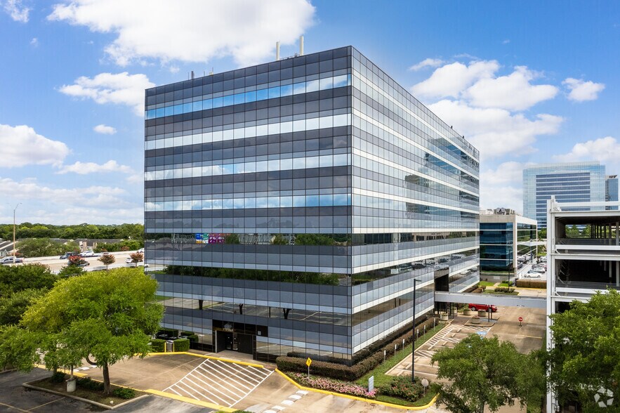 1250 W Sam Houston Pky, Houston, TX en alquiler - Foto del edificio - Imagen 1 de 21