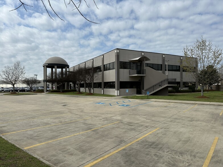 4750 Sherwood Common Blvd, Baton Rouge, LA en alquiler - Foto del edificio - Imagen 2 de 50