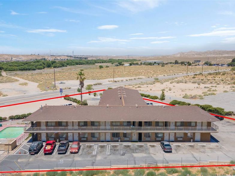 16901 Stoddard Wells Rd, Victorville, CA en venta - Foto del edificio - Imagen 3 de 37