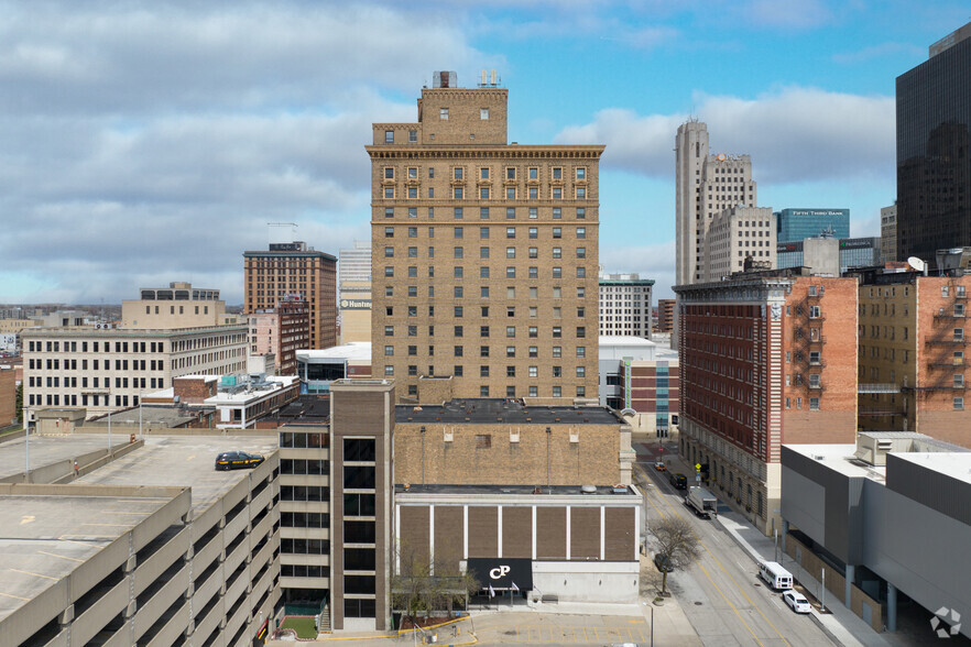 505 Jefferson Ave, Toledo, OH en alquiler - Foto del edificio - Imagen 3 de 33