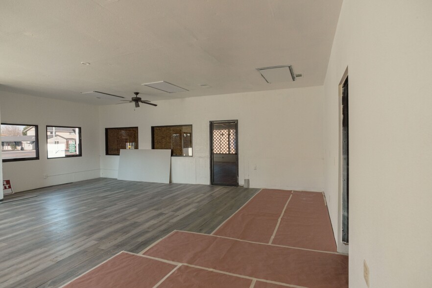 2317 Blossom St, Dos Palos, CA en venta - Foto del edificio - Imagen 3 de 30