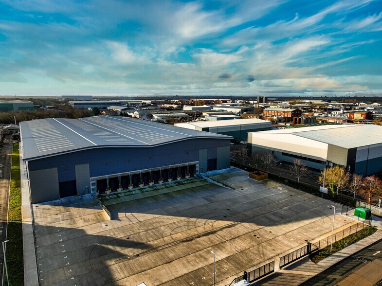 Acornfield Rd, Liverpool en alquiler - Foto del edificio - Imagen 1 de 8