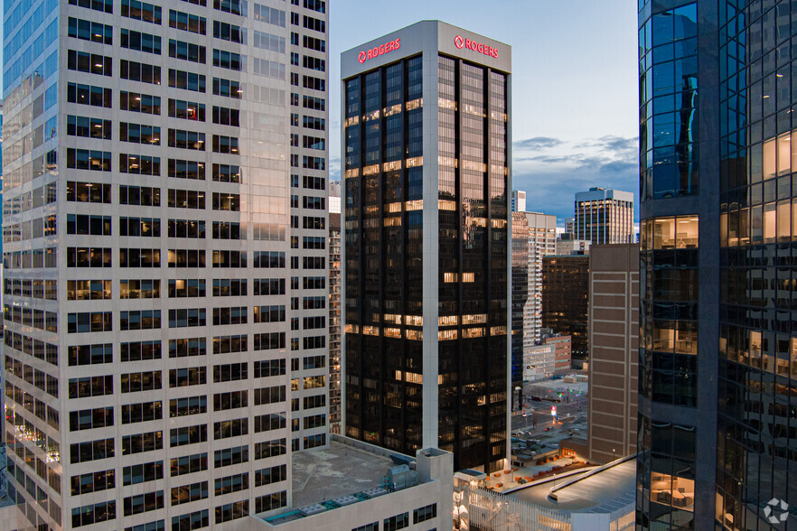 500 4th Ave SW, Calgary, AB en alquiler - Foto del edificio - Imagen 1 de 5