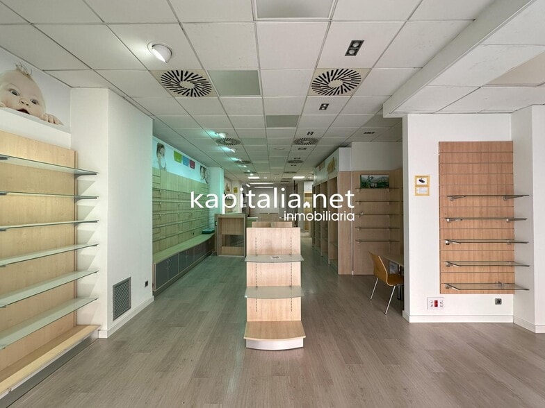 Local en Ontinyent, Valencia en venta - Foto del edificio - Imagen 2 de 11