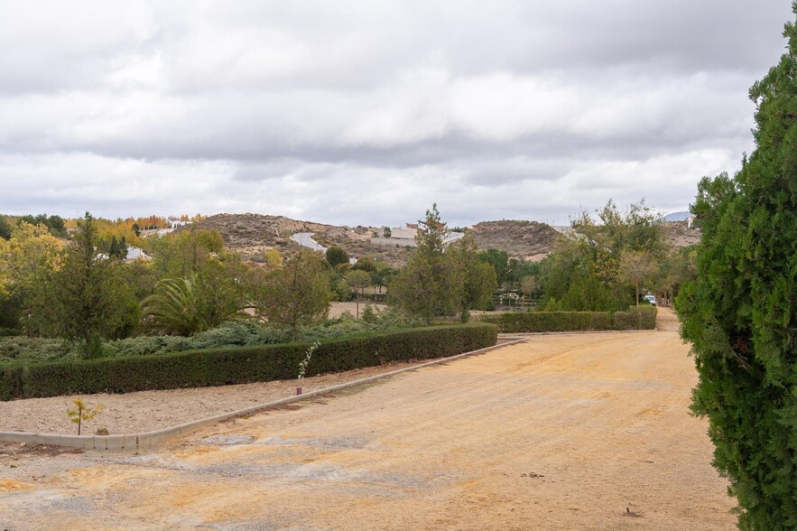 Terreno en Dílar, Granada en venta - Foto del edificio - Imagen 3 de 49