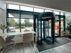 Harry Weston Rd, Coventry en venta Foto del interior- Imagen 1 de 8
