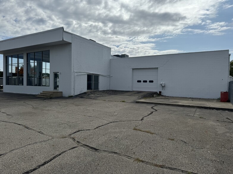 457 N Cedar Rd, Mason, MI en venta - Foto del edificio - Imagen 2 de 11