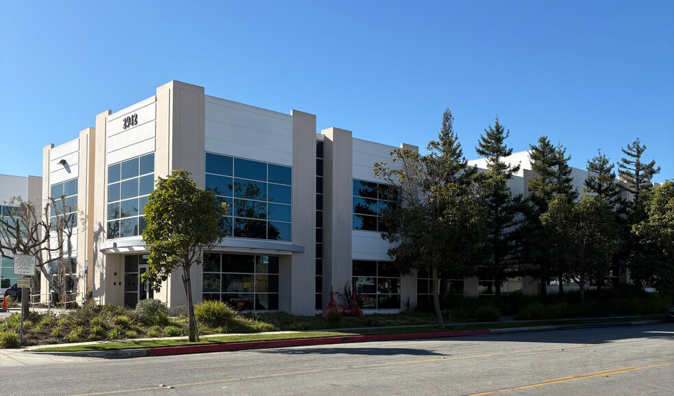 2942 Columbia St, Torrance, CA en alquiler - Foto del edificio - Imagen 1 de 7