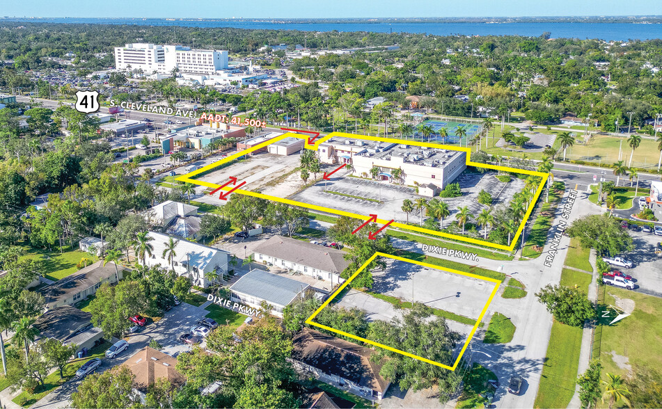 2531 S Cleveland Ave, Fort Myers, FL en venta - Foto del edificio - Imagen 1 de 11