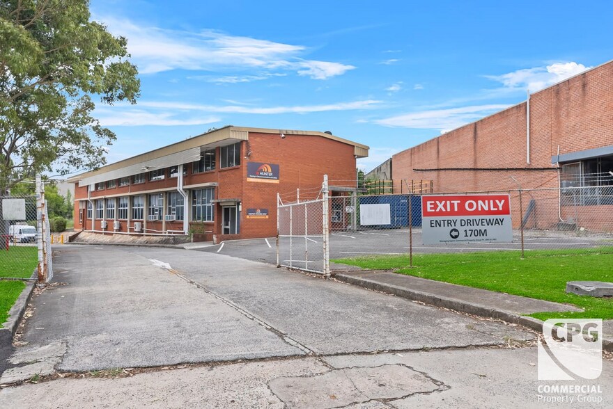 25 Princes Rd E, Auburn en alquiler - Foto del edificio - Imagen 2 de 3