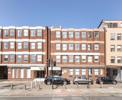 311 Ballards Ln, London LND - Inmueble