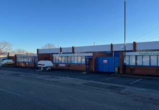 15-21 Faraday Close, Washington en alquiler Foto del edificio- Imagen 2 de 11