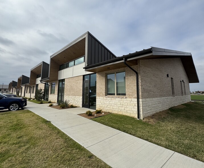 1400 N Coit Rd, McKinney, TX en alquiler - Foto principal - Imagen 1 de 12