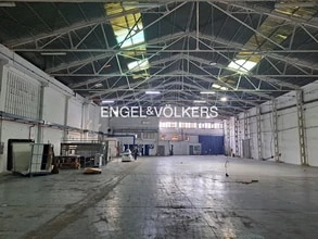 Nave en L'Hospitalet de Llobregat, Barcelona en alquiler Foto del interior- Imagen 2 de 4