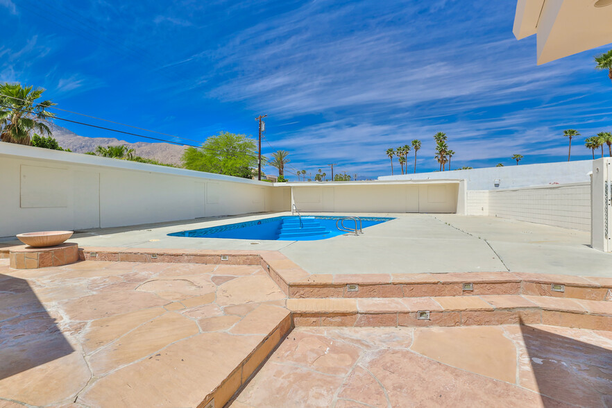 2249 N Palm Canyon Dr, Palm Springs, CA en venta - Foto del edificio - Imagen 3 de 100