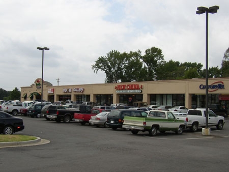 2005 N Arkansas Ave, Russellville, AR en alquiler - Foto del edificio - Imagen 2 de 3