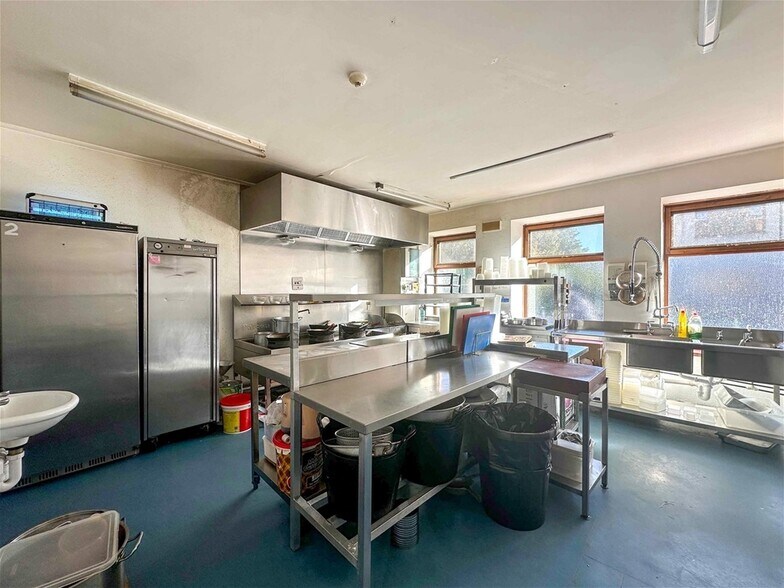 China Town Takeaway and Rooms, Evanton en venta - Foto del edificio - Imagen 3 de 7