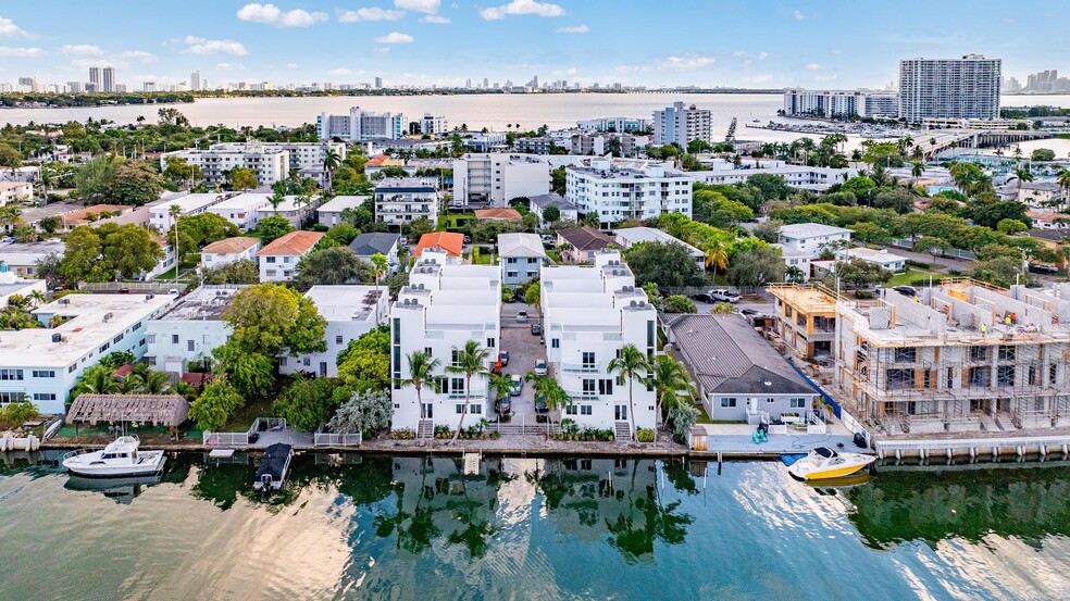 1975-1985 Calais Dr, Miami Beach, FL en venta - Foto del edificio - Imagen 2 de 35