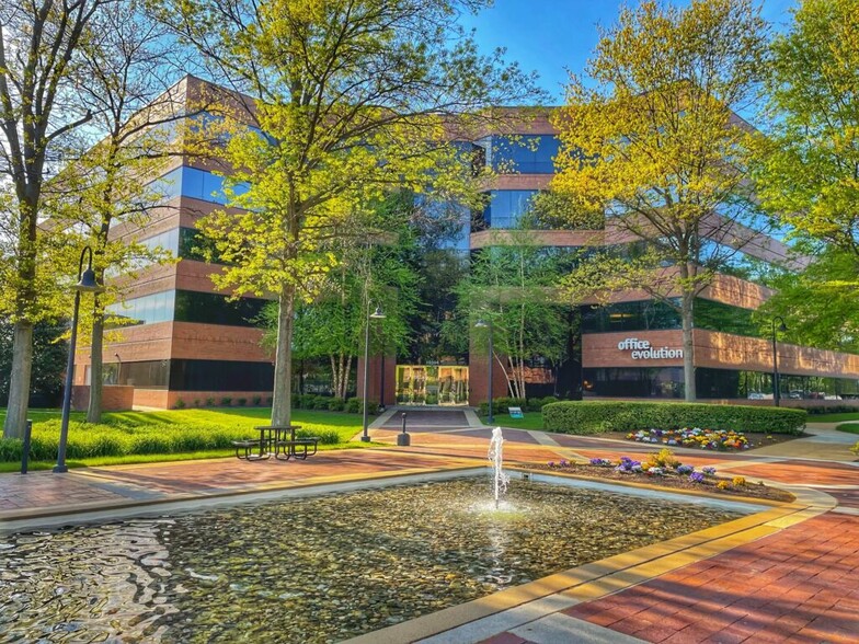 10304 Eaton Pl, Fairfax, VA en alquiler - Foto del edificio - Imagen 2 de 12