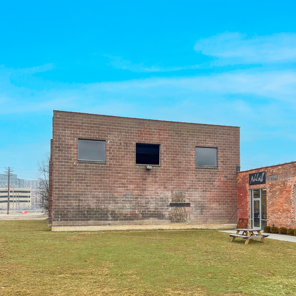 1314 Holden St, Detroit, MI en alquiler - Foto del edificio - Imagen 3 de 9