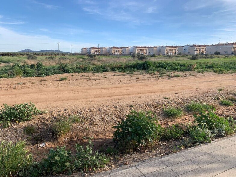 Terreno en Villanueva de la Serena en venta - Foto del edificio - Imagen 3 de 13