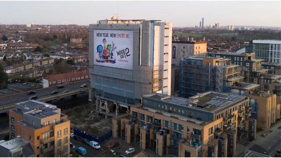 Great West Rd, Brentford en venta - Foto del edificio - Imagen 2 de 3