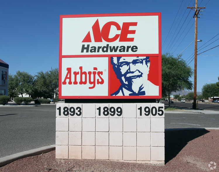 1893 W Grant Rd, Tucson, AZ en alquiler - Foto del edificio - Imagen 3 de 9