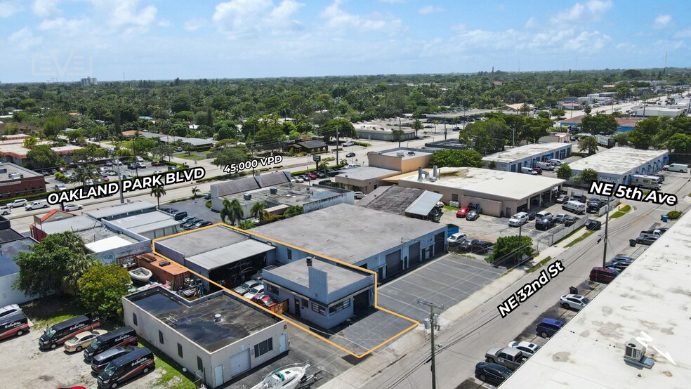 548 NE 32nd St, Oakland Park, FL en venta - Foto del edificio - Imagen 3 de 8