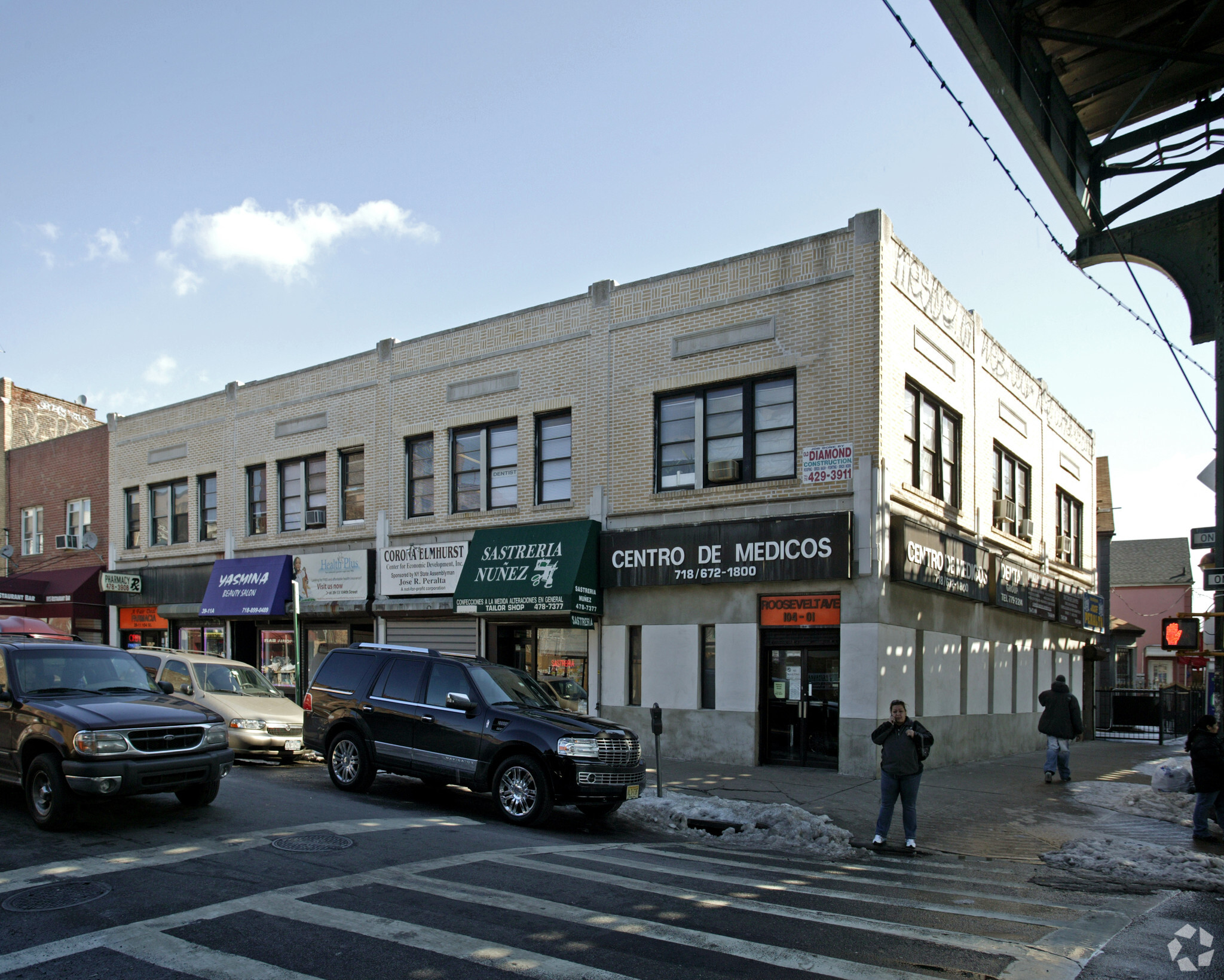 104-01 Roosevelt Ave, Corona, NY en alquiler Foto principal- Imagen 1 de 4