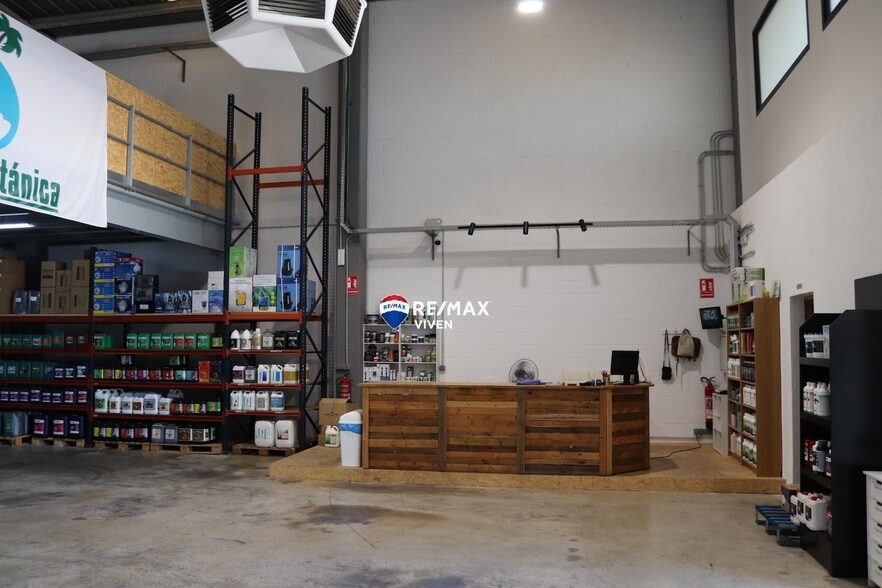 Nave en Vilanova i la Geltrú, Barcelona en venta - Foto del interior - Imagen 2 de 18