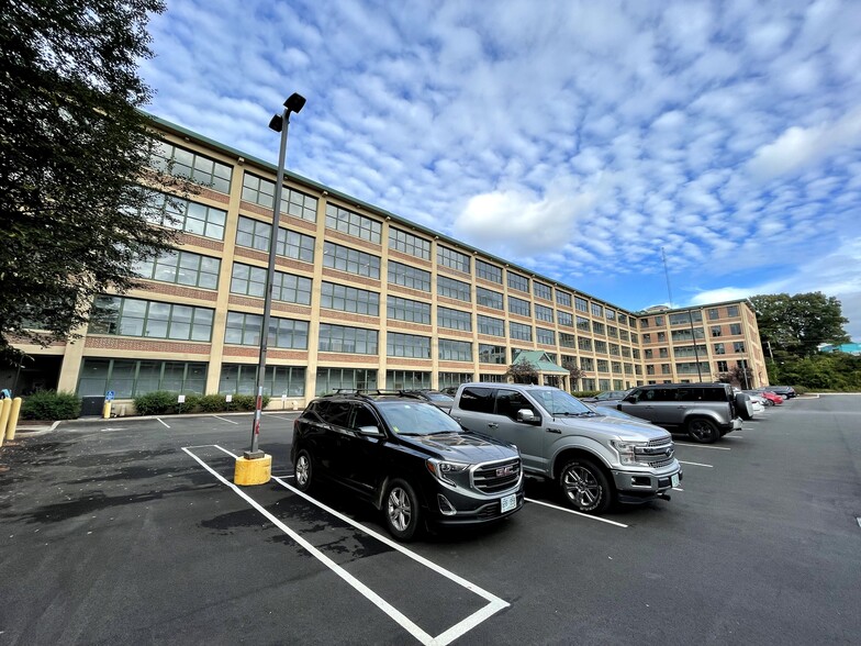 1 Sundial Ave, Manchester, NH en alquiler - Foto del edificio - Imagen 2 de 5