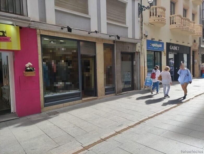 Calle Puentezuelas, 8, Granada, Granada en venta - Foto del edificio - Imagen 2 de 7