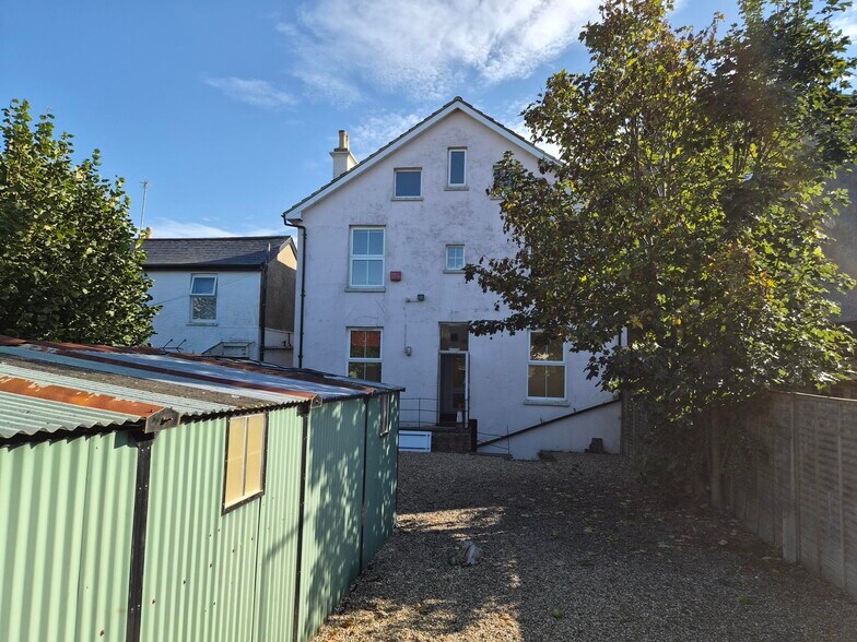 134 London Rd, Southborough en venta - Foto del edificio - Imagen 3 de 7