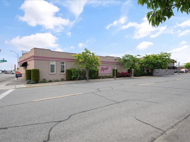 110 N Cascade St, Kennewick, WA en venta - Foto del edificio - Imagen 1 de 37