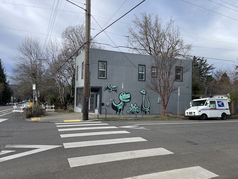 4135 SE Gladstone St, Portland, OR en alquiler - Foto del edificio - Imagen 1 de 3