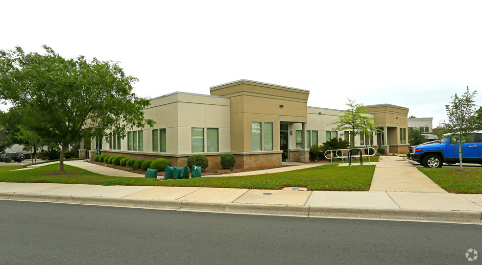 1909 Hillbrooke Trl, Tallahassee, FL en alquiler - Foto del edificio - Imagen 2 de 10