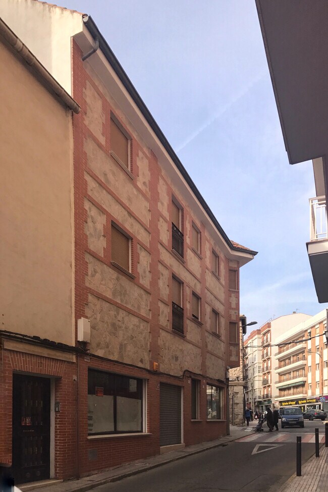 Más detalles de Avenida Miguel de Cervantes, 17, Tarancón - Edificio residencial​ en venta