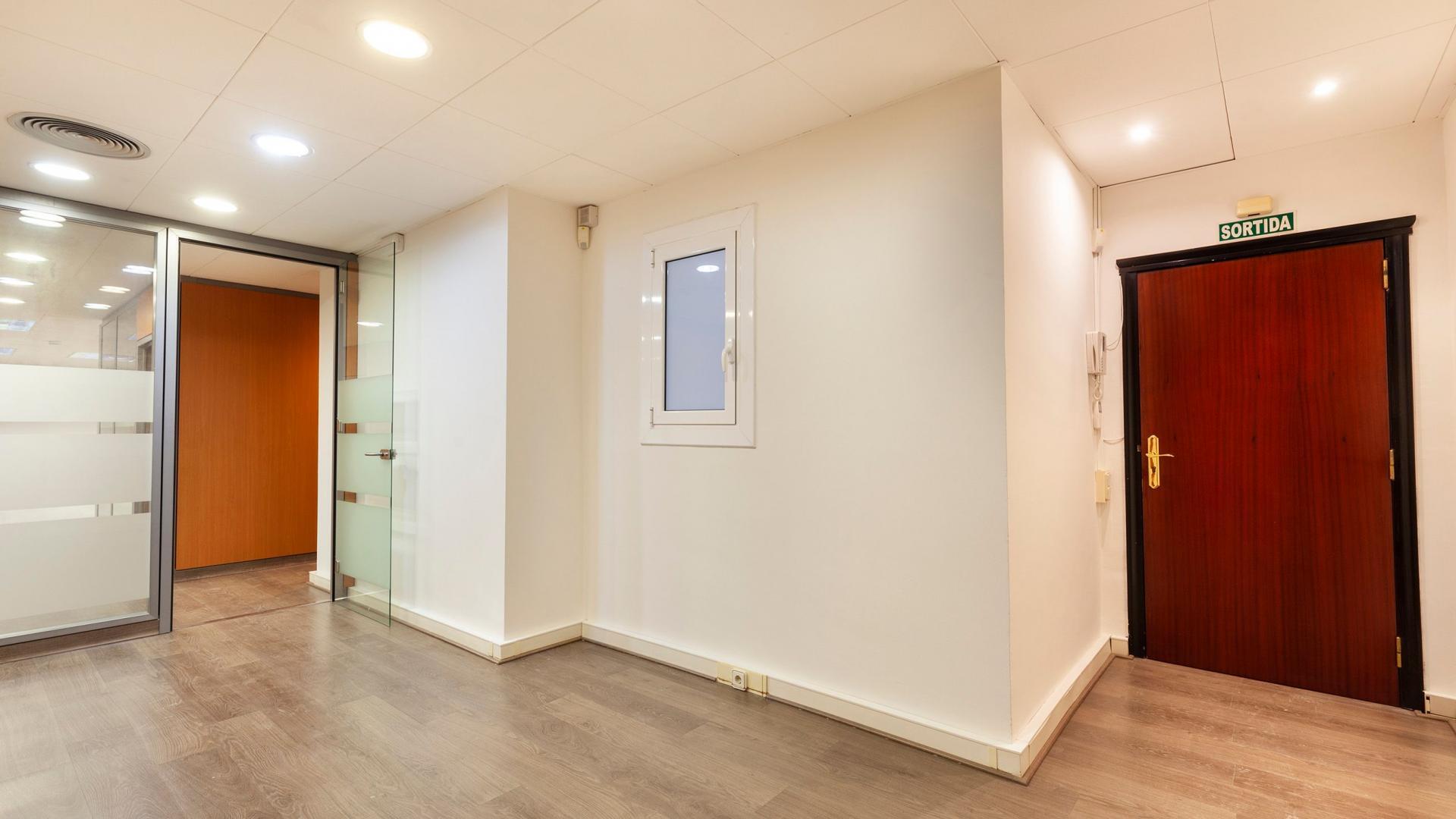 Carrer de Francesc Carbonell, 21-23, Barcelona, Barcelona en alquiler Foto del interior- Imagen 1 de 14