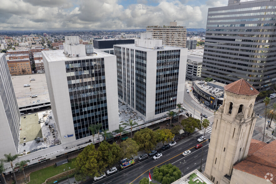 3450 Wilshire Blvd, Los Angeles, CA en alquiler - Foto del edificio - Imagen 2 de 5